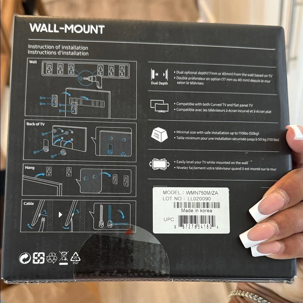 Samsung Wall-Mount in Black
